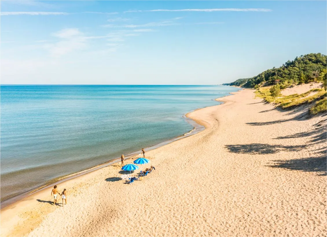 Saugatuck Oval Beach (9mi)